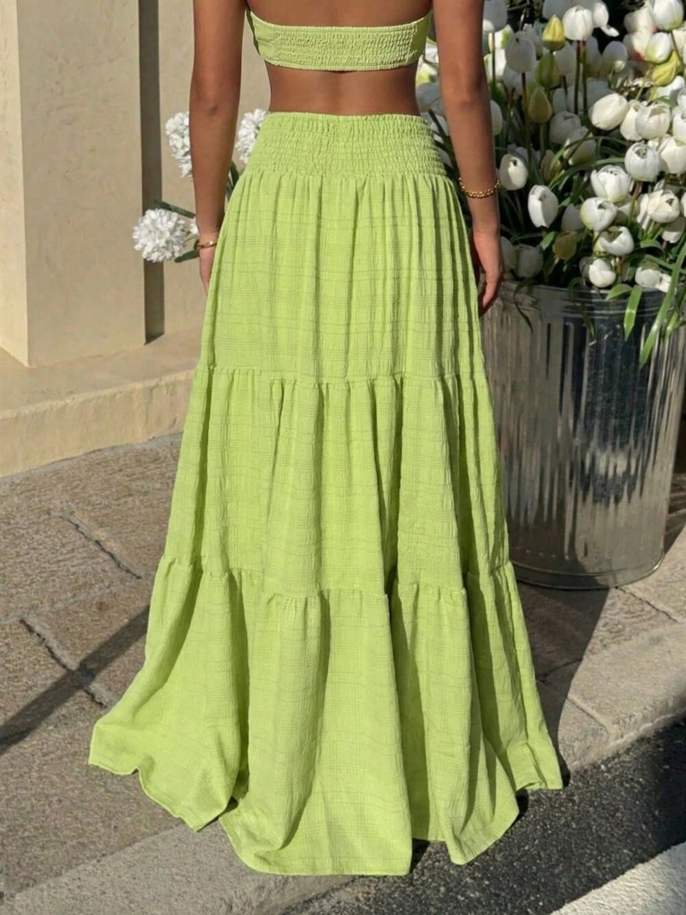 Green Casual Women's Textured High Waist Tiered Hem Skirt - Picture 2 of 4